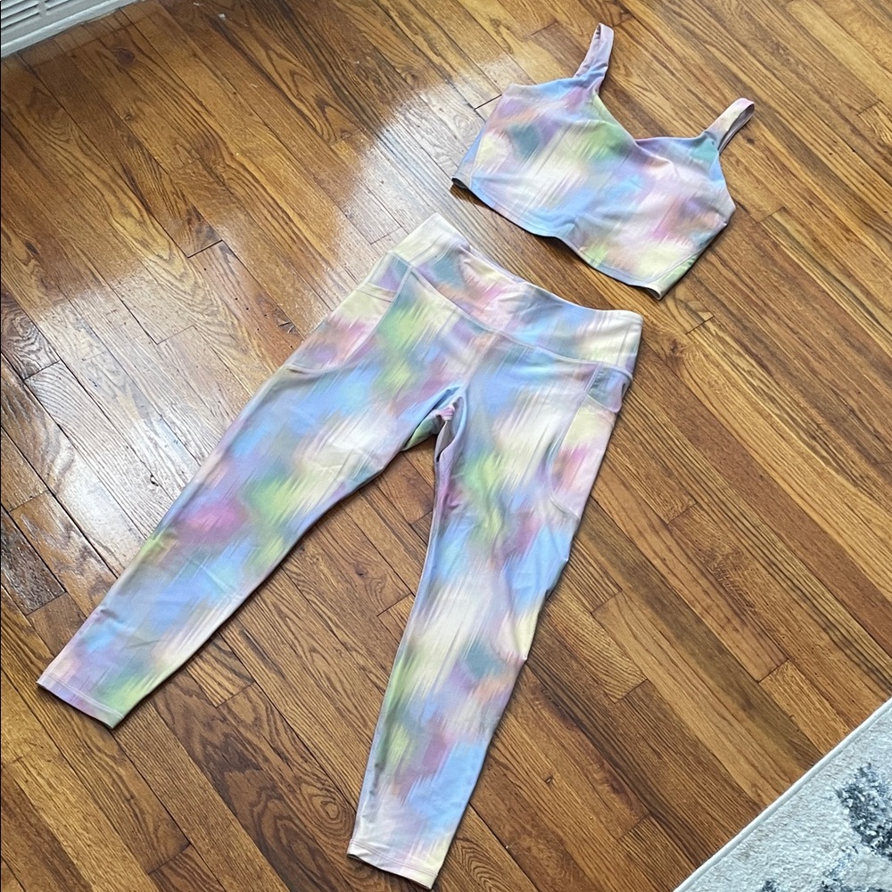 Old Navy Pastel Multicolor Tie-Dye Active Set - Crop Top & Leggings